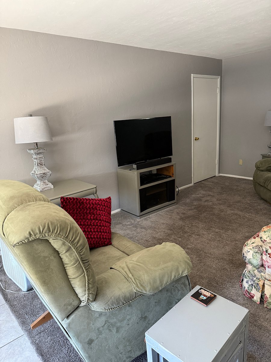 Furnished Finder property 704463_1 photo 10
