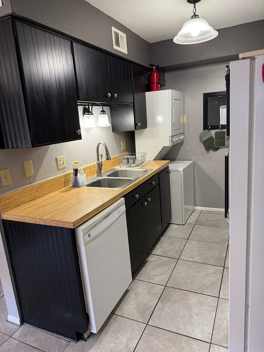 Furnished Finder property 704463_1 photo 7