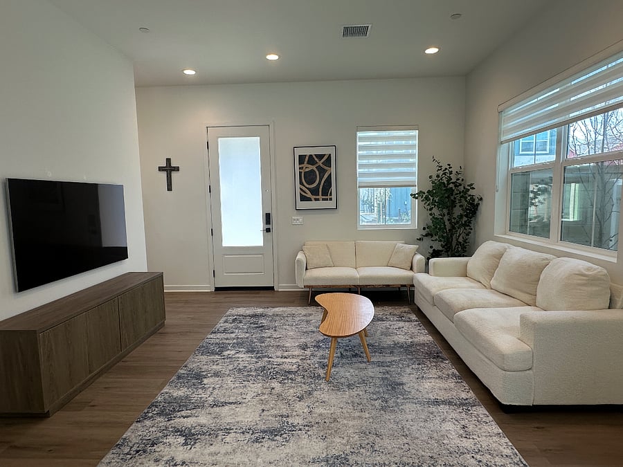 Furnished Finder property 704470_1 photo 5