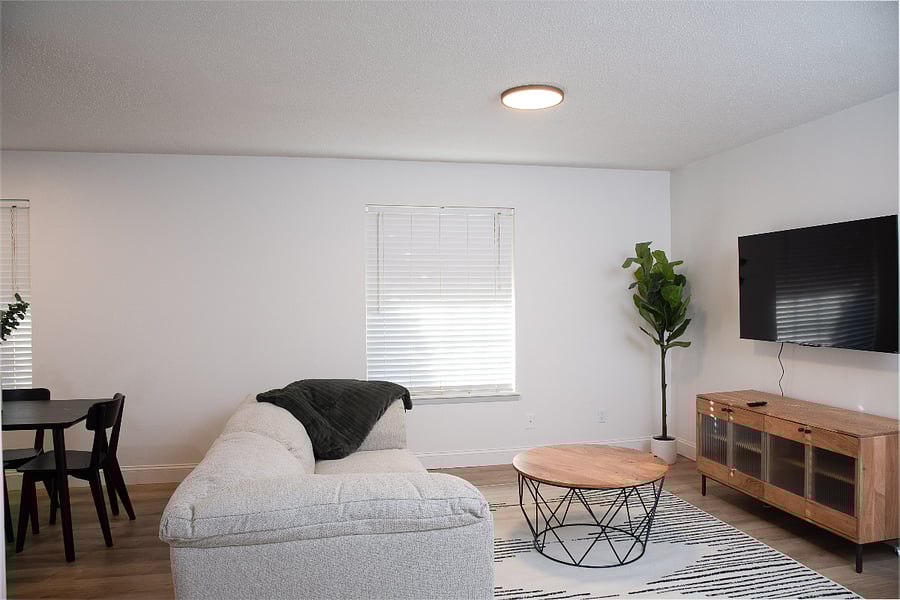 Furnished Finder property 704482_1 photo 1