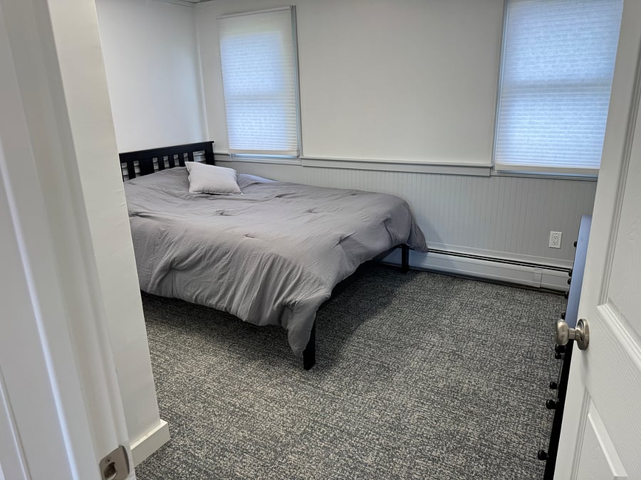 Furnished Finder property 704554_1 photo 18