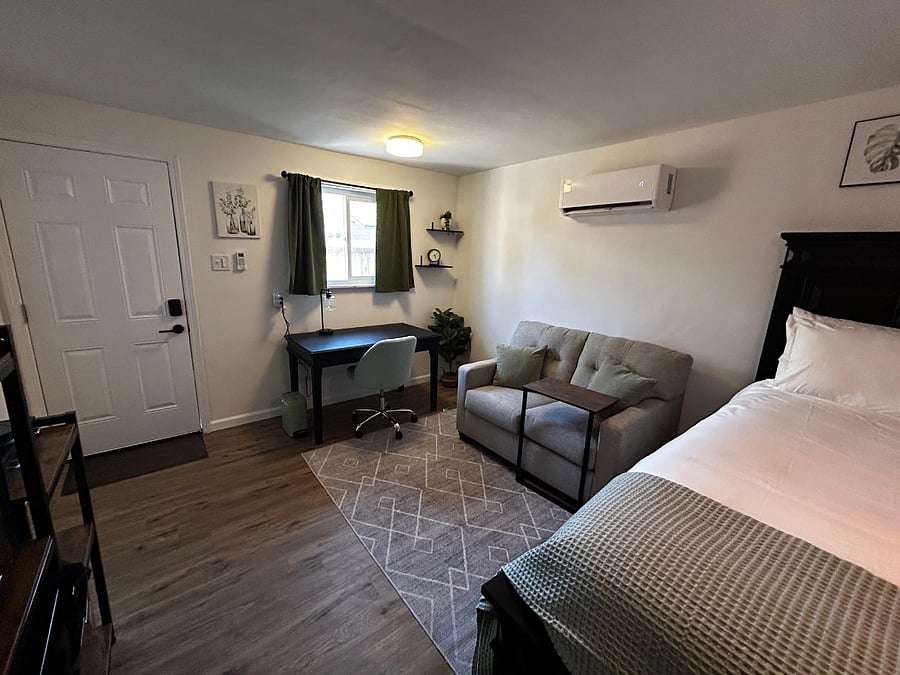 Furnished Finder property 704557_1 photo 9