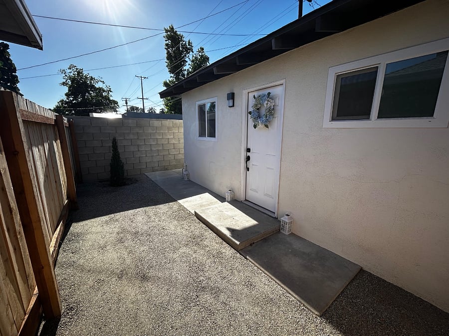 Furnished Finder property 704557_1 photo 14