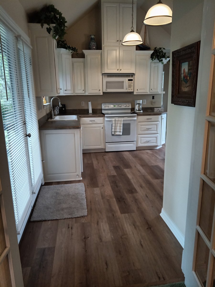 Furnished Finder property 704559_1 photo 11