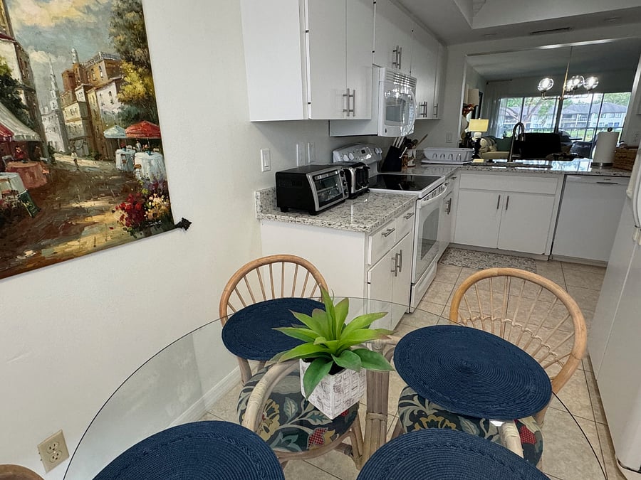 Furnished Finder property 704564_1 photo 8