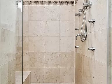 Furnished Finder property 704607_1 photo 13