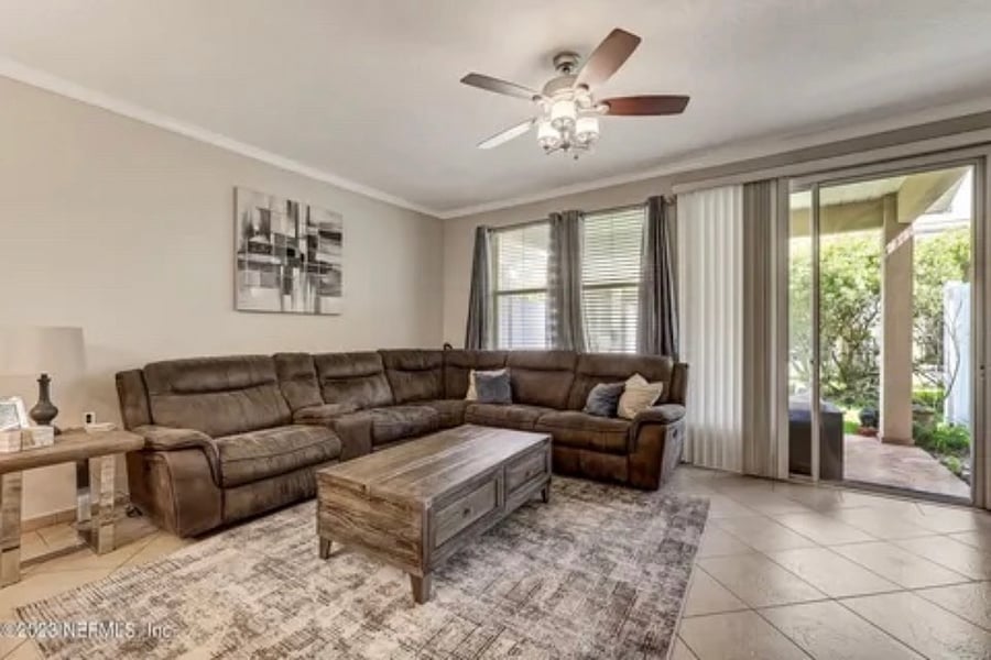 Furnished Finder property 704618_1 photo 8