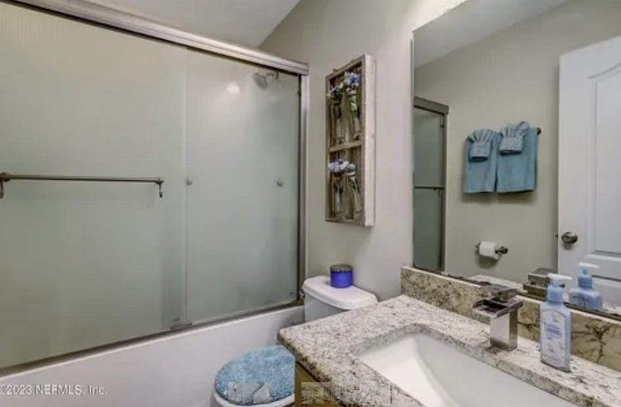 Furnished Finder property 704618_1 photo 18