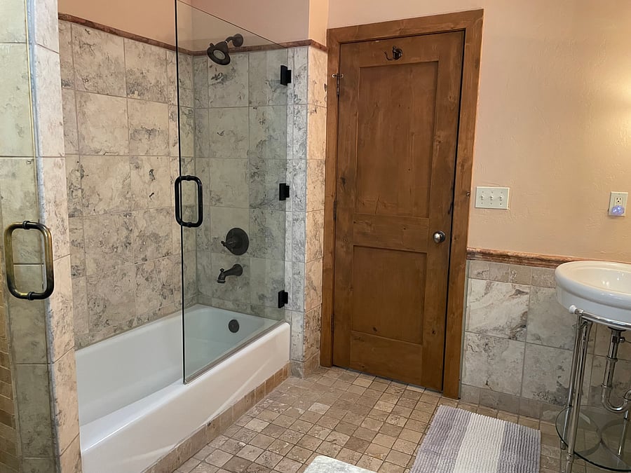 Furnished Finder property 704621_1 photo 8