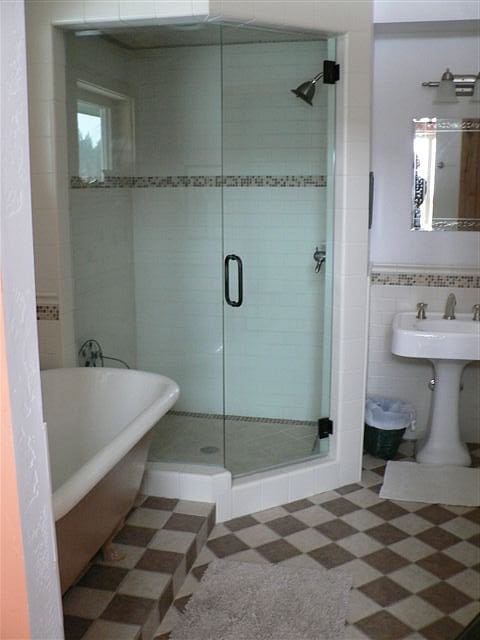 Furnished Finder property 704621_1 photo 9