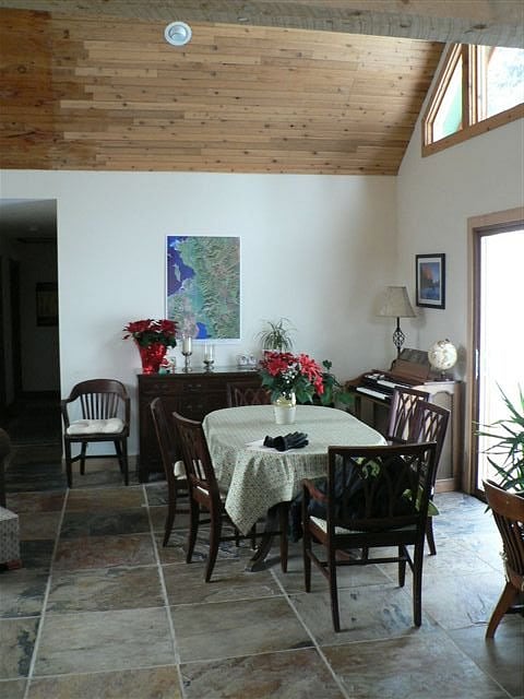 Furnished Finder property 704621_1 photo 5