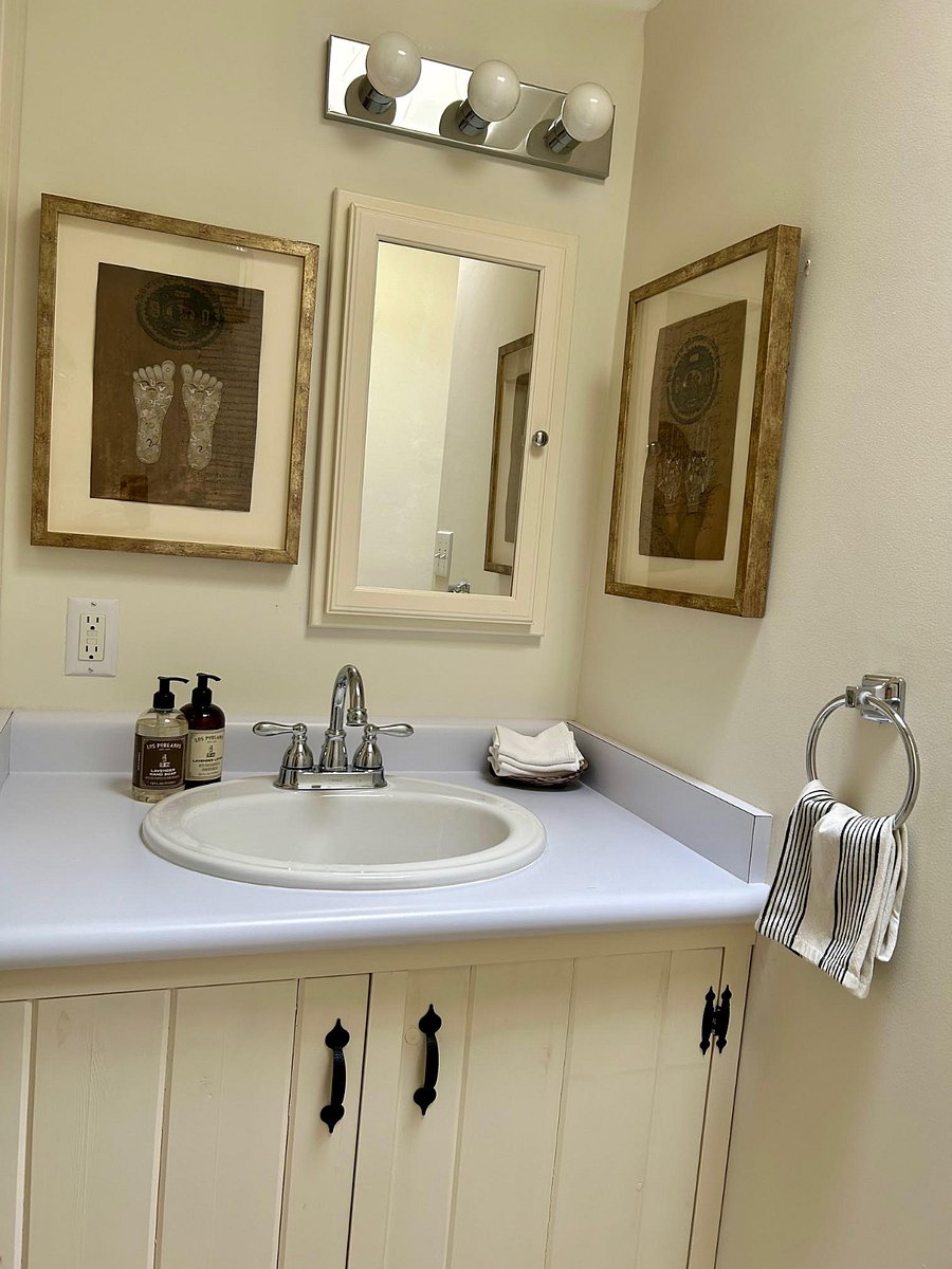 Los Poblanos lavender soap and lotion. Private vanity and under-sink storage.