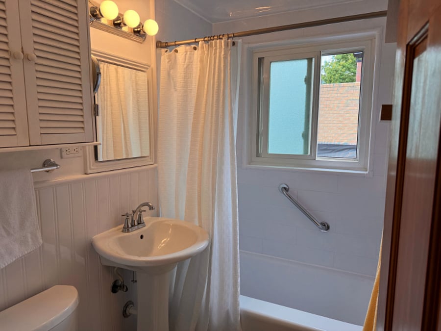 Furnished Finder property 704647_1 photo 34