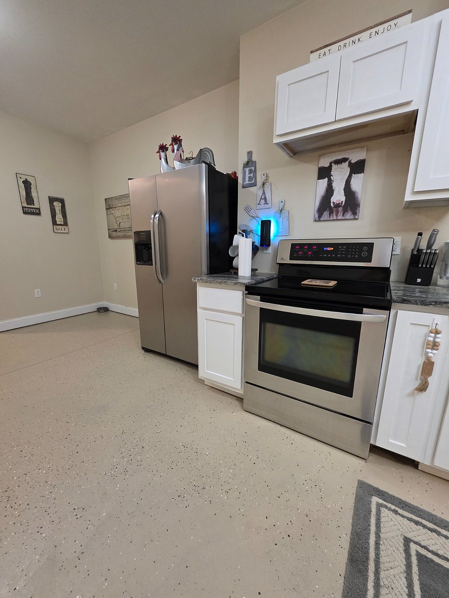 Furnished Finder property 704664_1 photo 33