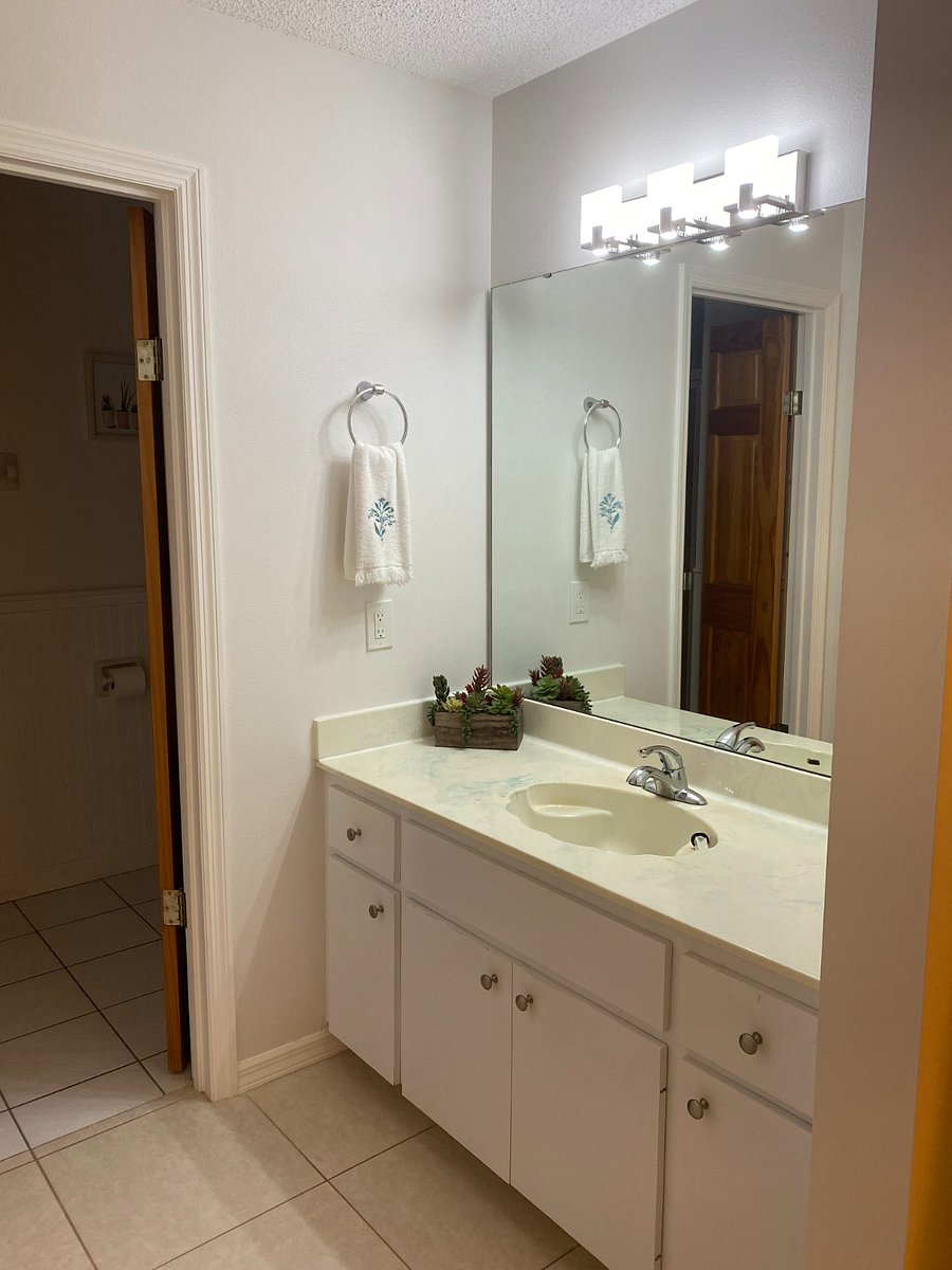 Furnished Finder property 704674_1 photo 19
