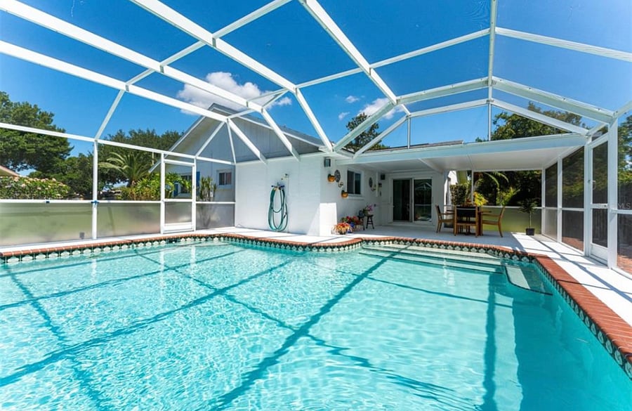 Furnished Finder property 704674_1 photo 39