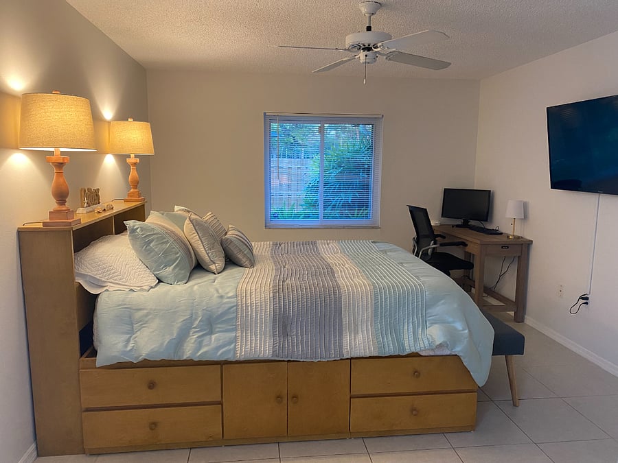 Furnished Finder property 704674_1 photo 17