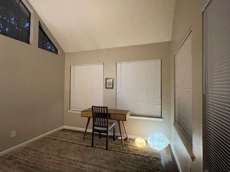 Second Bedroom with Desk. Great View!