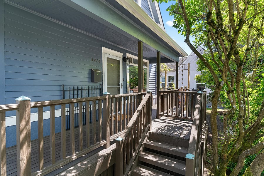 Furnished Finder property 704702_1 photo 22