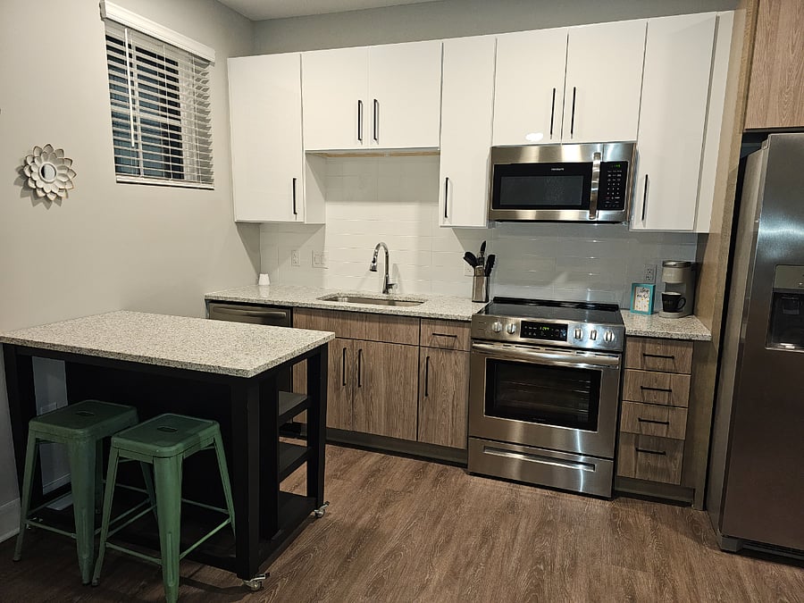 Furnished Finder property 704717_1 photo 3