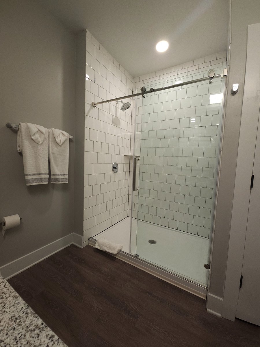 Furnished Finder property 704717_1 photo 9