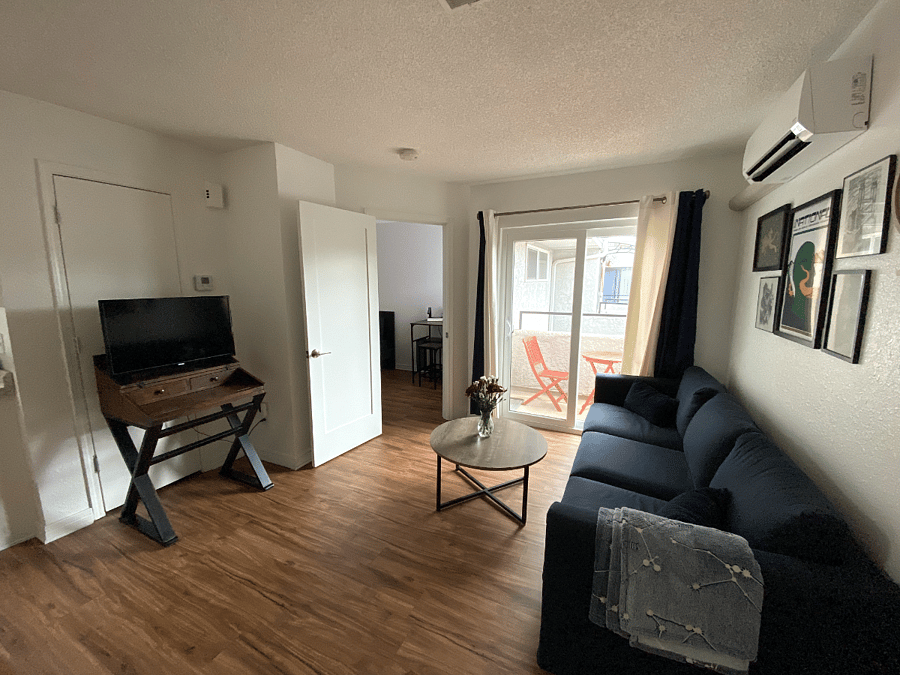 Spacious and bright living room area