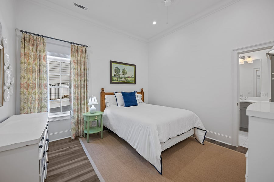 Furnished Finder property 704747_1 photo 10