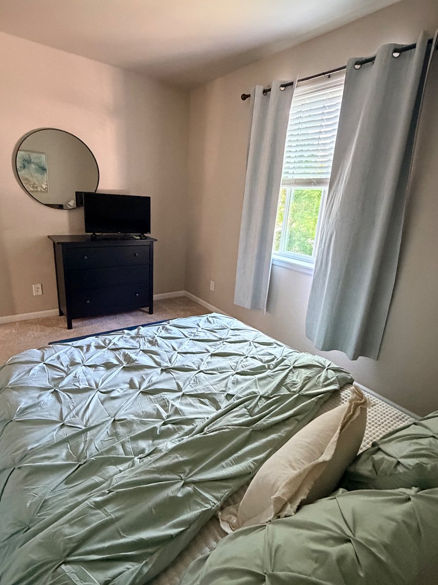Furnished Finder property 704788_1 photo 20