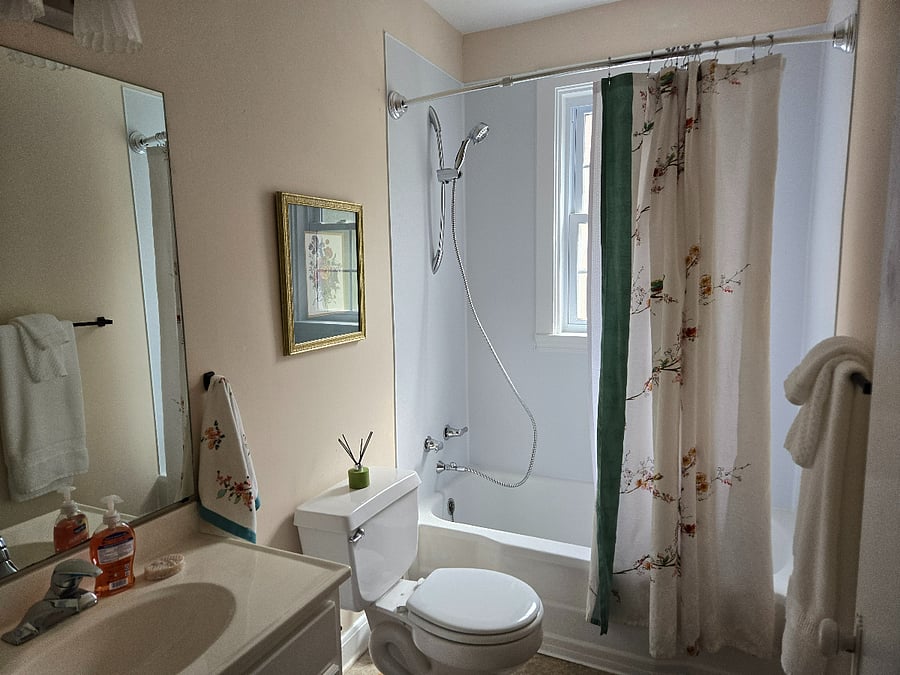 Furnished Finder property 704840_1 photo 6