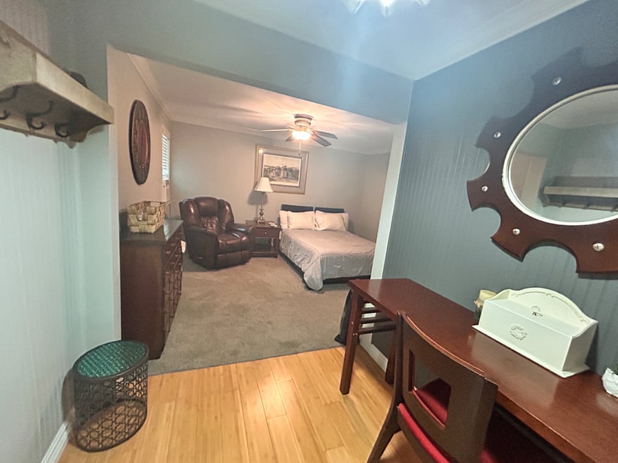 Furnished Finder property 704843_1 photo 4