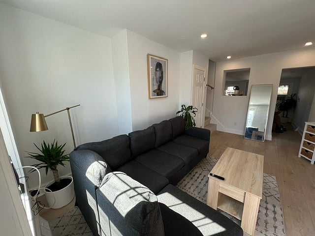 Furnished Finder property 704845_1 photo 11