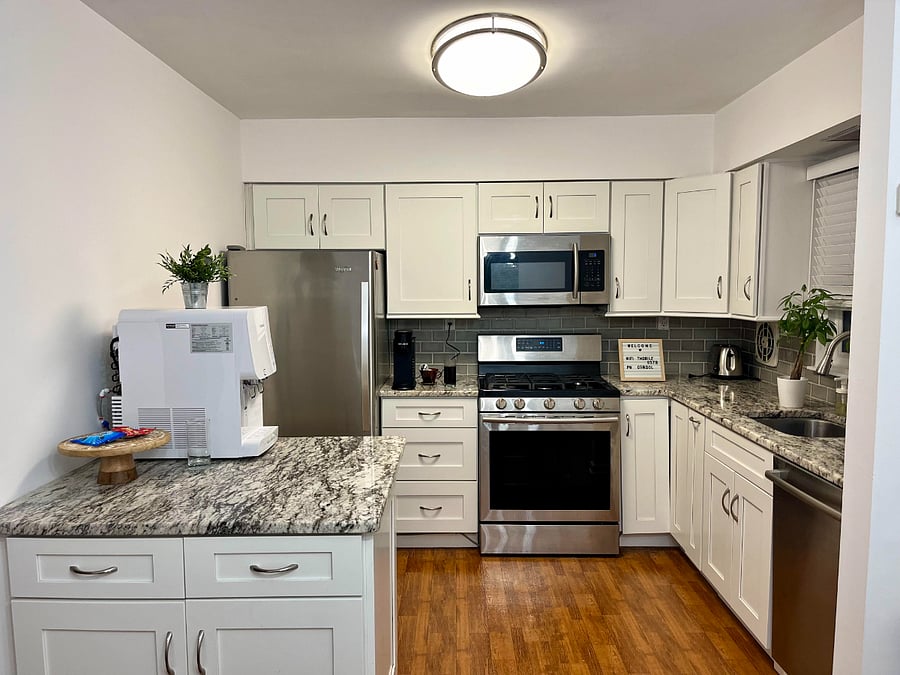 Furnished Finder property 704860_1 photo 5