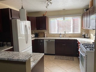 Furnished Finder property 704864_1 photo 13