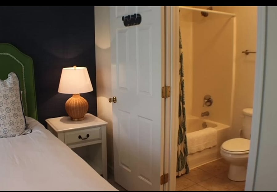 Furnished Finder property 704902_1 photo 3