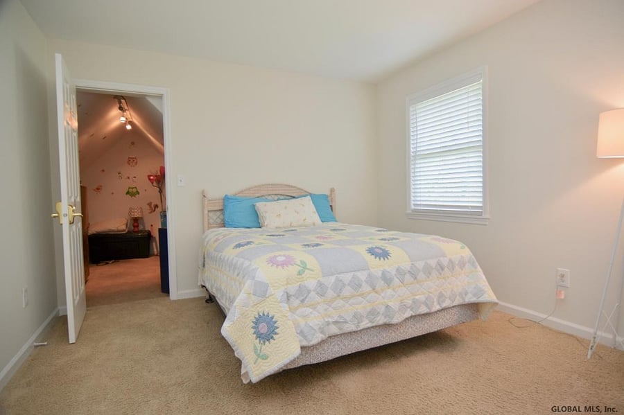 Furnished Finder property 704936_1 photo 55