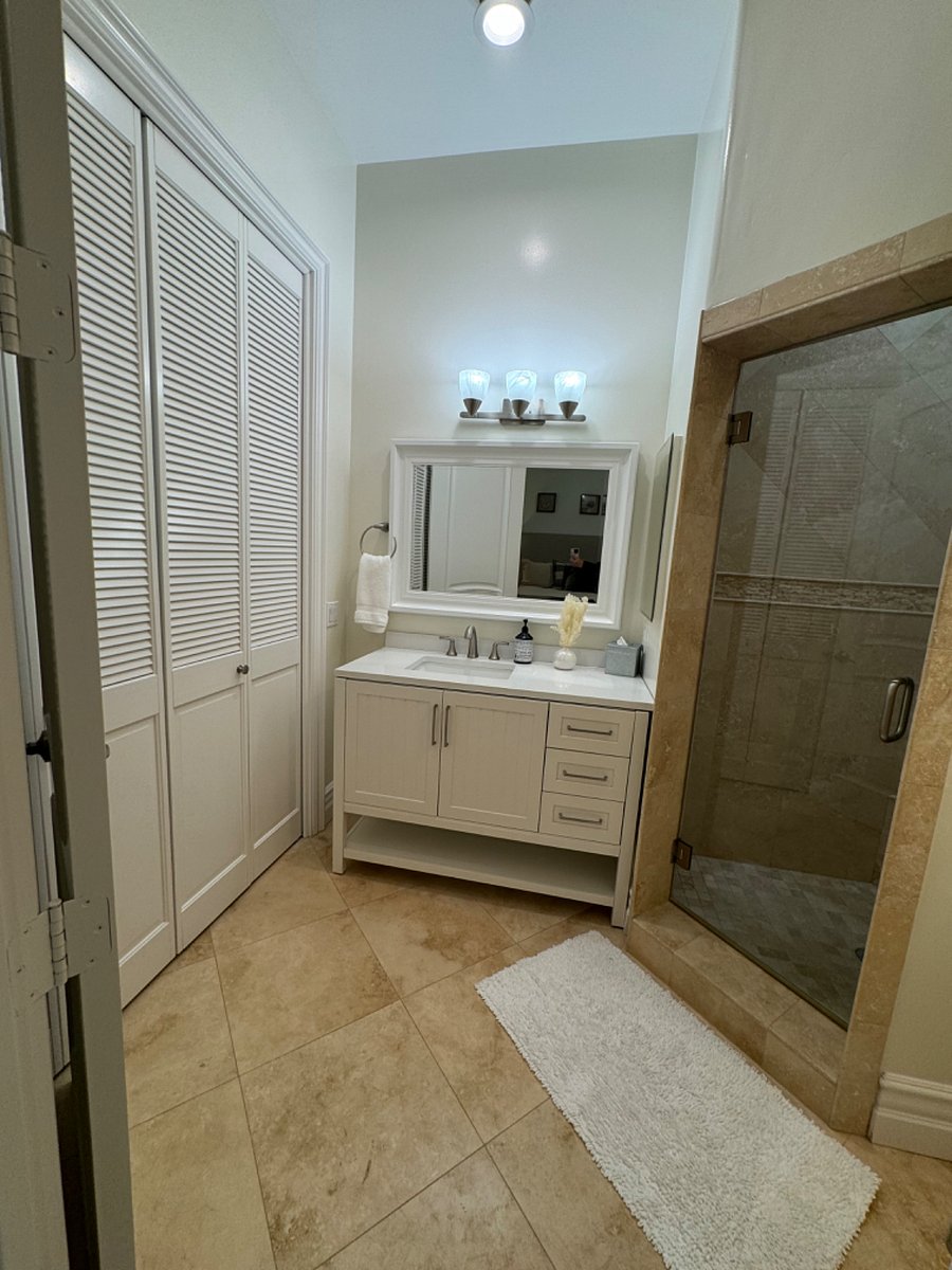 Furnished Finder property 704963_2 photo 22