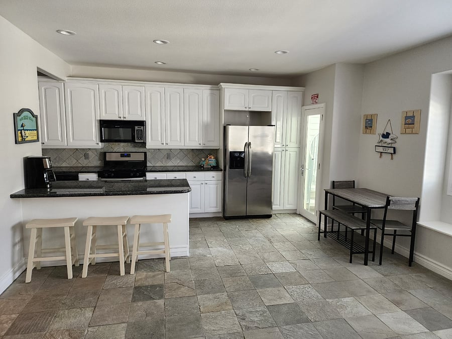 Furnished Finder property 704969_1 photo 8