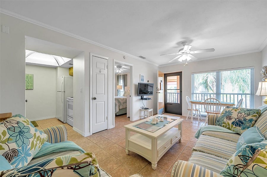 Furnished Finder property 704973_1 photo 6