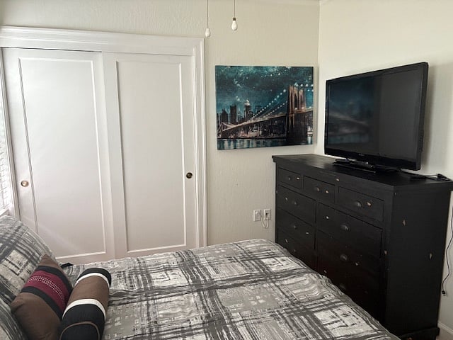 Furnished Finder property 704977_1 photo 9