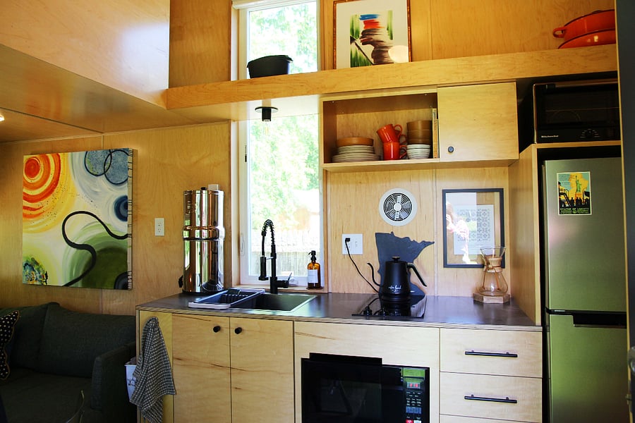 Furnished Finder property 704987_1 photo 4