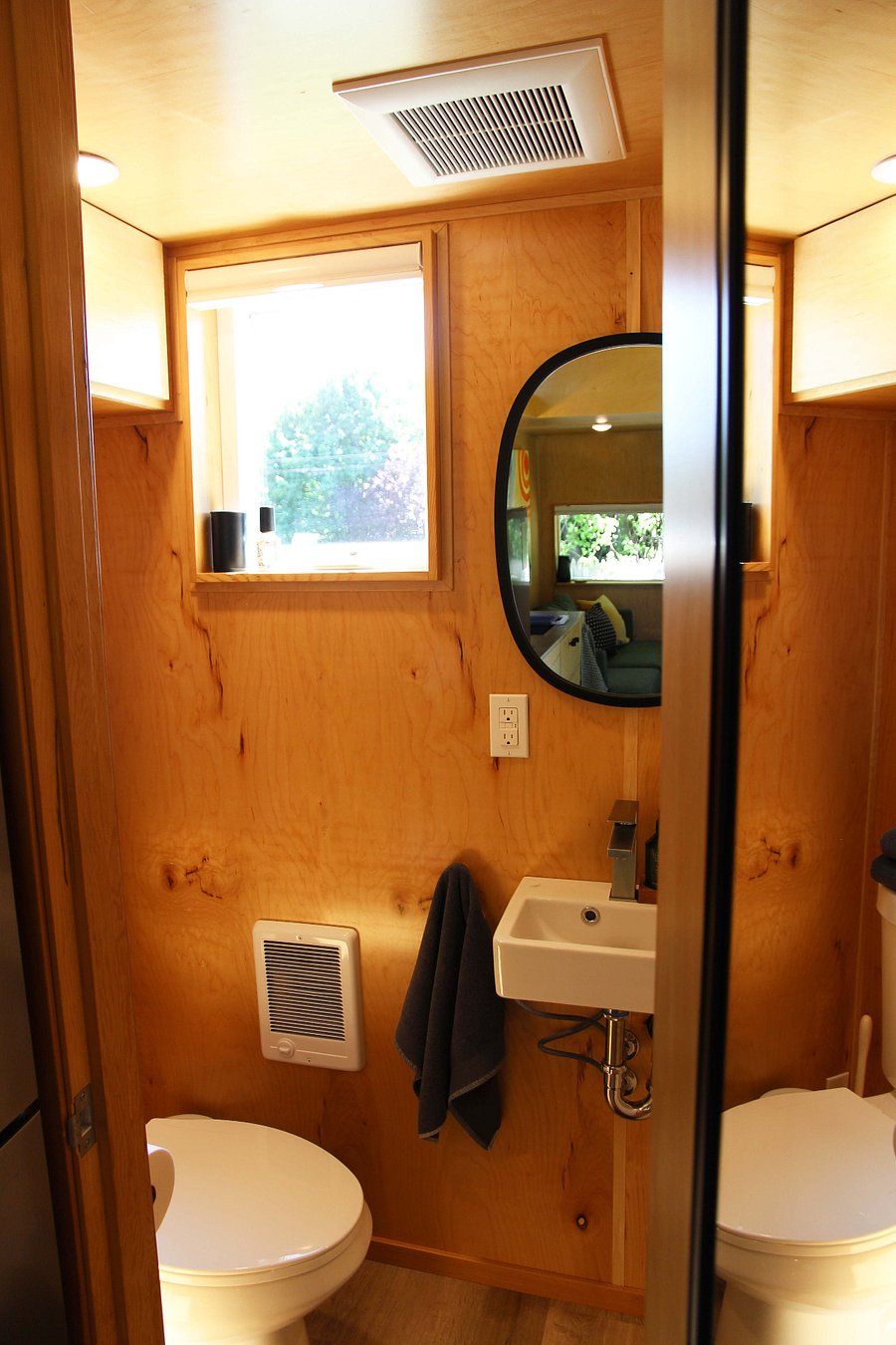 Furnished Finder property 704987_1 photo 16