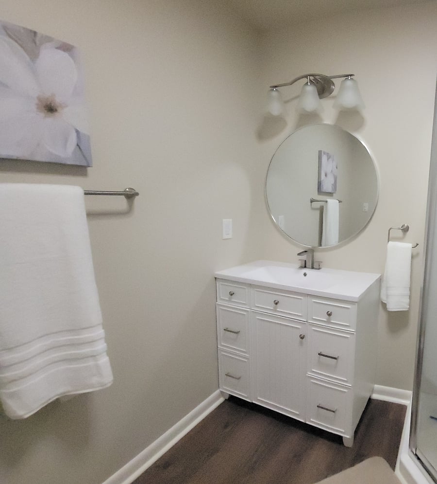 Front Bedroom Ensuite Bathroom
