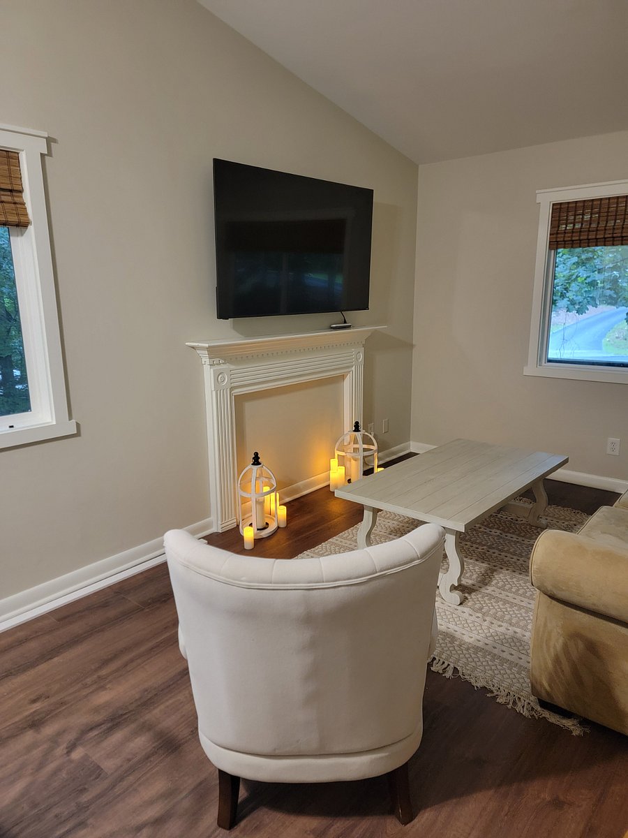 Furnished Finder property 704990_2 photo 10