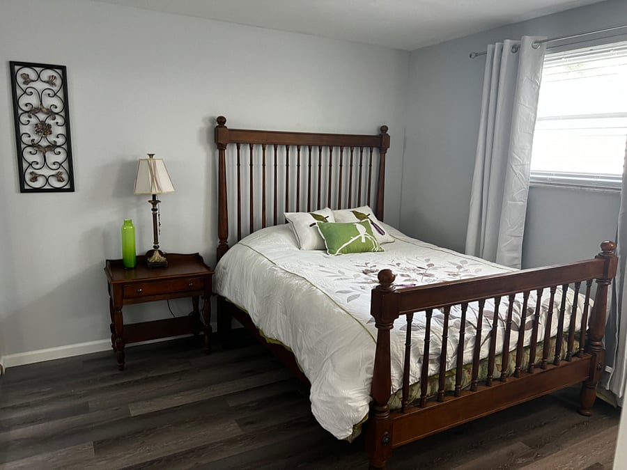 Furnished Finder property 705002_1 photo 7