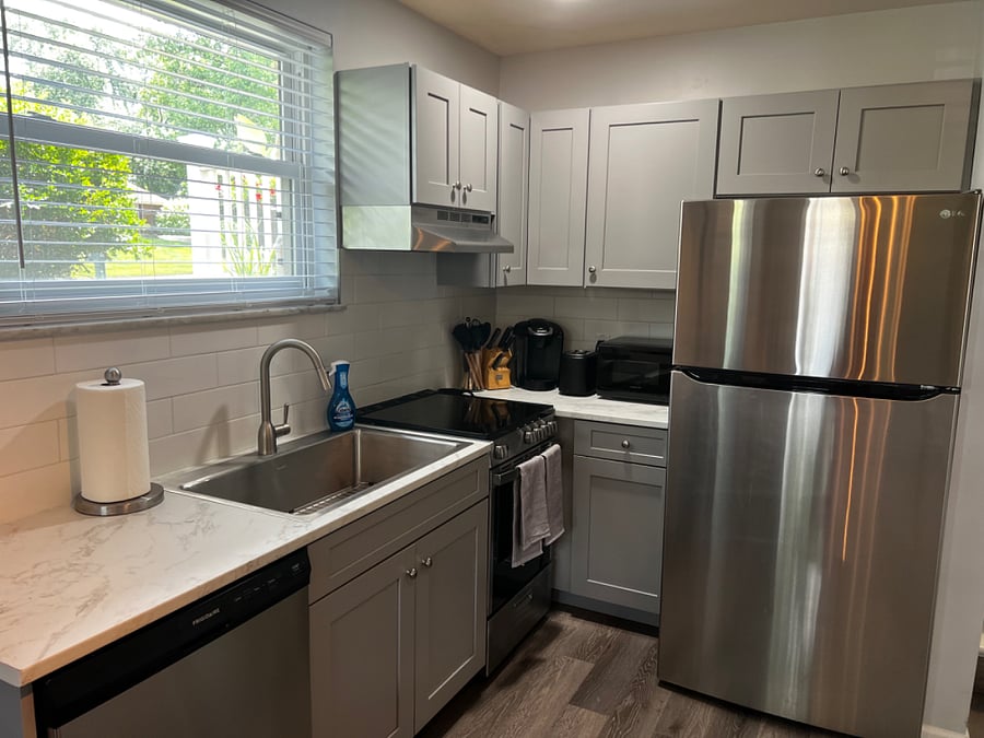 Furnished Finder property 705002_1 photo 9