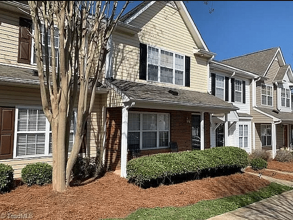 Furnished Finder property 705010_1 photo 9