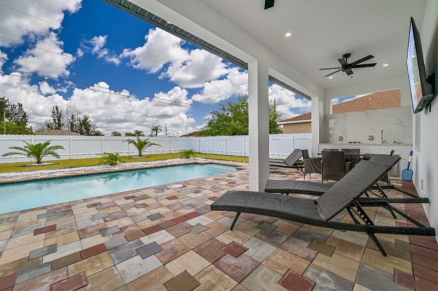 Furnished Finder property 705047_1 photo 6