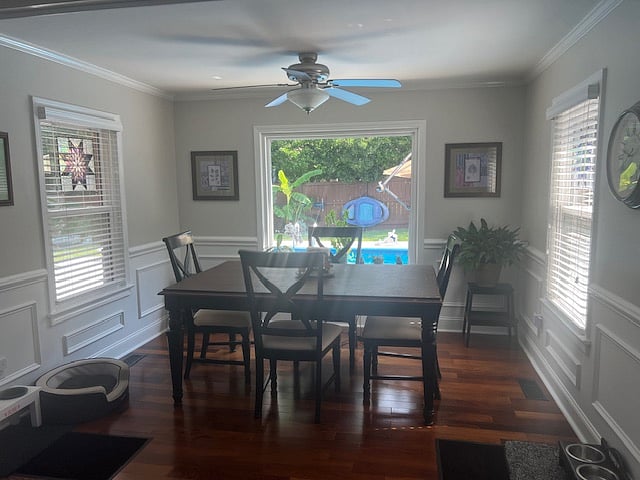Dining Room overlooks pool
