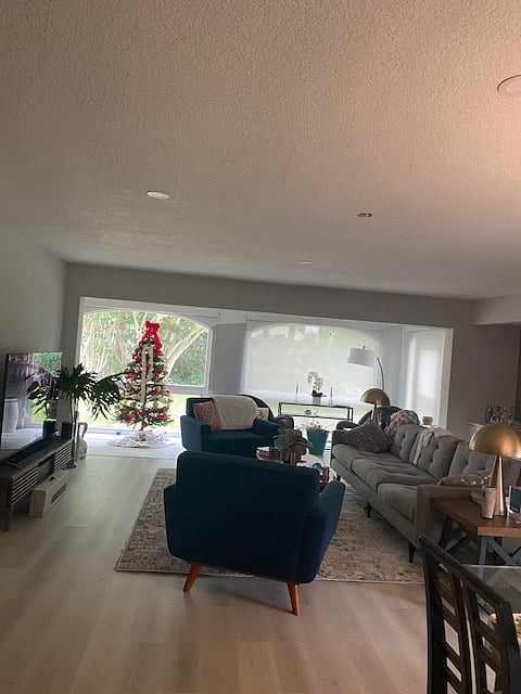 Furnished Finder property 705066_1 photo 6