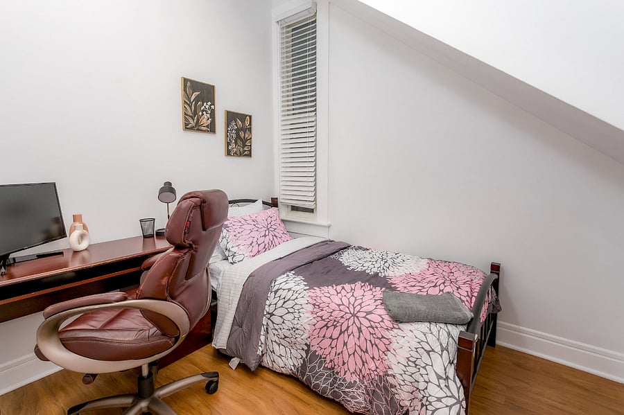 Furnished Finder property 705074_1 photo 6